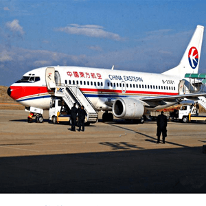 百色机场空运航空快运业稳步发展的原因是什么？
